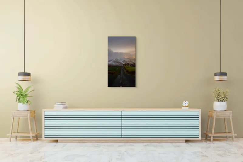 Tablou Canvas, "Drumul spre munții înzăpeziți", Drum, Munți, Cer, Nor, Apus, Zăpadă, Păsări, Câmpuri, Peisaj, Frumusețe., 50 x 90 cm – poza 6
