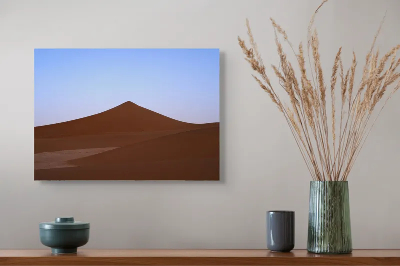 Tablou Canvas, "Dunele tăcute sub cerul albastru", Deșert, Dune, Nisip, Cer, Apus, 54 x 39 cm – poza 4
