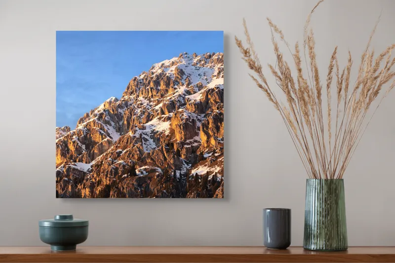 Tablou Canvas, "Splendoarea munților la apus", Munți, Zăpadă, Răsărit, Piatră, Cer, Lumină, Umbre, Peisaj, Natură, Pitoresc., 50 x 50 cm – poza 4