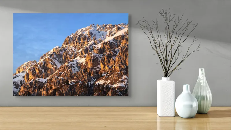 Tablou Canvas, "Splendoarea munților la apus", Munți, Zăpadă, Răsărit, Piatră, Cer, Lumină, Umbre, Peisaj, Natură, Pitoresc., 70 x 50 cm – poza 3