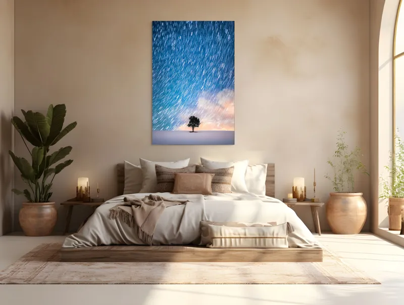 Tablou Canvas, "Copacul sub ploaia de stele", Cer, Stele, Mișcare, Copac, Solitar, Peisaj, Noapte, Lumină, Cerneală, Albastru, 100 x 150 cm – poza 3