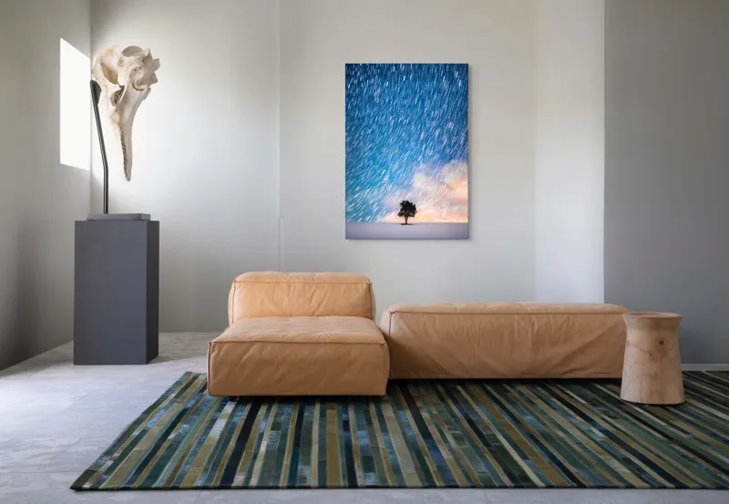 Tablou Canvas, "Copacul sub ploaia de stele", Cer, Stele, Mișcare, Copac, Solitar, Peisaj, Noapte, Lumină, Cerneală, Albastru, 70 x 100 cm – poza 7