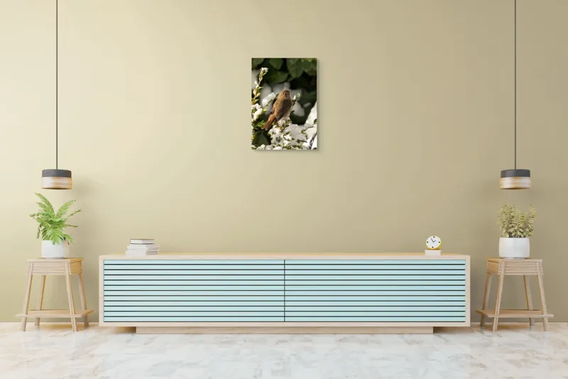 Tablou Canvas, "Pasărea cântătoare în zăpada proaspătă", Pasăre, Zăpadă, Natură, Ramuri, Frunze, Verde, Frig, Iarnă, Peisaj, Delicat, 50 x 70 cm – poza 6