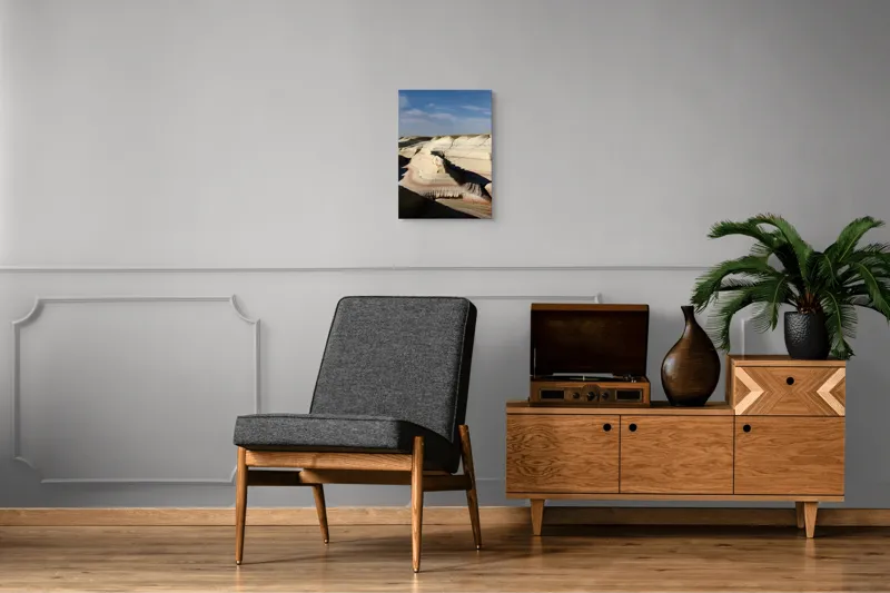 Tablou Canvas, "Pământ sculptat de vânt și timp", Peisaj, Eroziune, Stratificare, Nuanțe, Deșert, Forme, Naturale, Cer, Ușor, Nori., 39 x 54 cm – poza 8