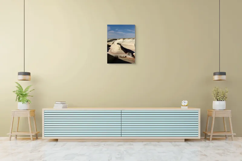 Tablou Canvas, "Pământ sculptat de vânt și timp", Peisaj, Eroziune, Stratificare, Nuanțe, Deșert, Forme, Naturale, Cer, Ușor, Nori., 50 x 70 cm – poza 6