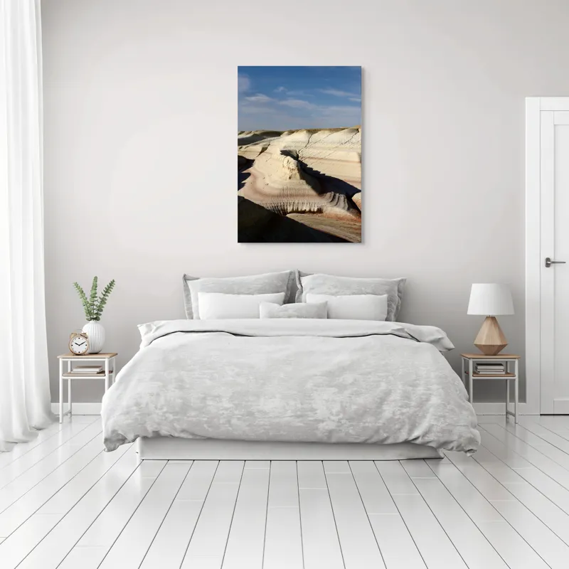 Tablou Canvas, "Pământ sculptat de vânt și timp", Peisaj, Eroziune, Stratificare, Nuanțe, Deșert, Forme, Naturale, Cer, Ușor, Nori., 70 x 100 cm – poza 3