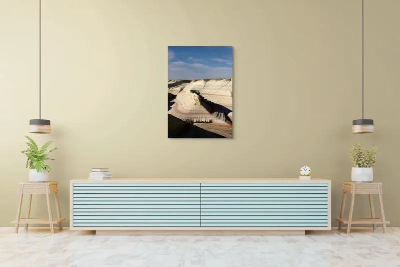 Tablou Canvas, "Pământ sculptat de vânt și timp", Peisaj, Eroziune, Stratificare, Nuanțe, Deșert, Forme, Naturale, Cer, Ușor, Nori., 70 x 100 cm – poza 5