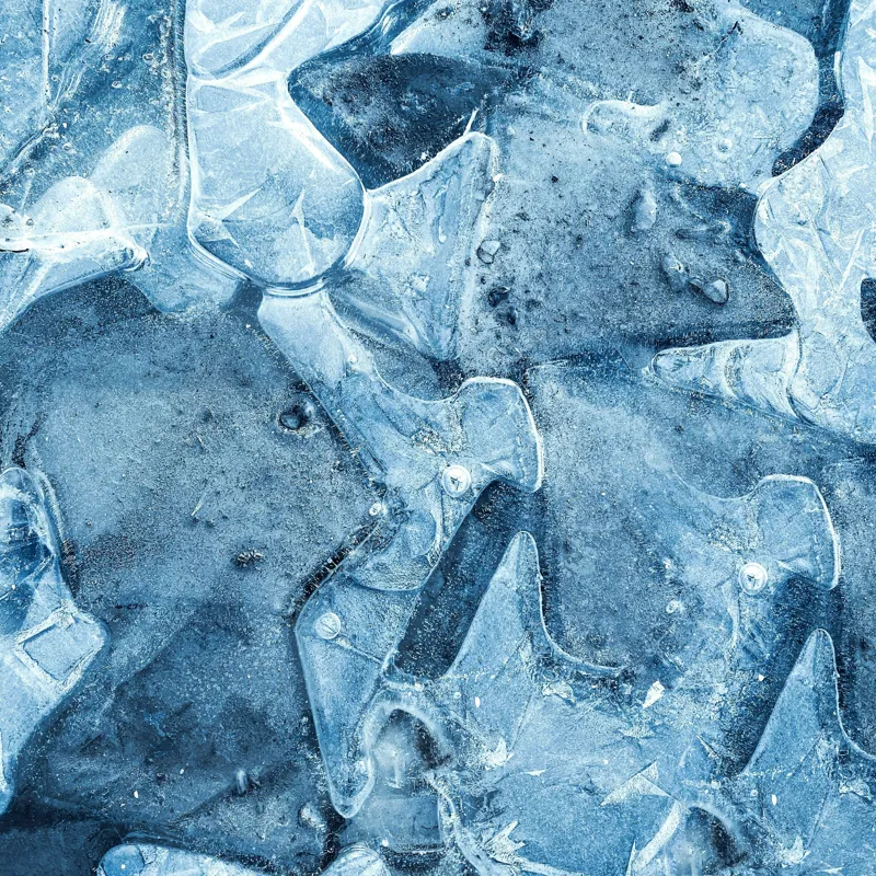 Tablou Canvas, "Ghețuri abstracte în albastru cristal", Înghețat, Translucid, Abstracție, Textură, Strălucitor, Rece, Forme, Etalează, Liniștit, Crăpături, 50 x 50 cm – poza 2