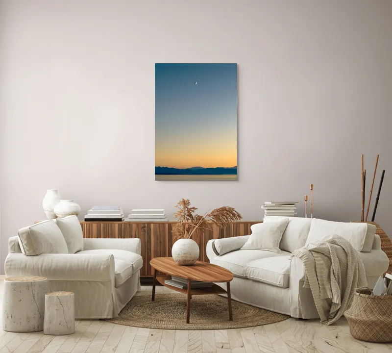 Tablou Canvas, "Lună peste orizontul albastru-auriu", Lună, Cer, Amurg, Munți, Lumină, Siluetă, Calm, Răsărit, Frumusețe, 70 x 100 cm – poza 4