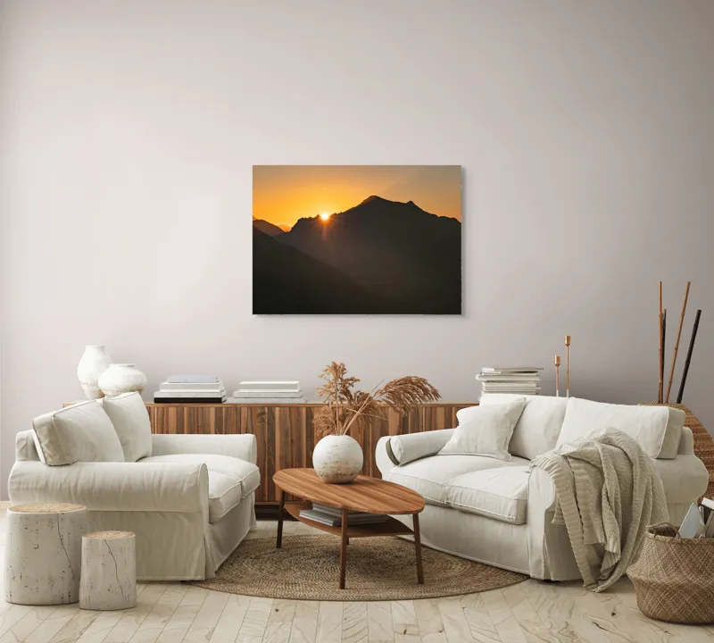 Tablou Canvas, "Răsărit peste munții întunecați", Apus, Munți, Siluete, Lumină, Cer, Portocaliu, Culori, Peisaj, Natură, Umbre, 100 x 70 cm – poza 3