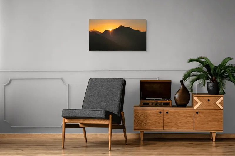 Tablou Canvas, "Răsărit peste munții întunecați", Apus, Munți, Siluete, Lumină, Cer, Portocaliu, Culori, Peisaj, Natură, Umbre, 90 x 50 cm – poza 6
