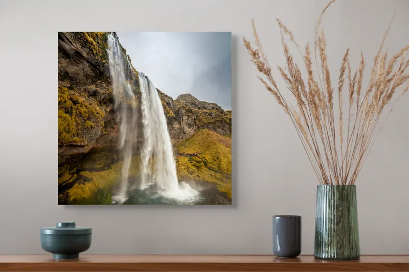 Tablou Canvas, "Cascada din inima naturii misterioase", Cascadă, Ploiestic, Piatre, Vegetație, Cer, Apă, Natură, Spectaculos, Verde, Noros, 50 x 50 cm – poza 4