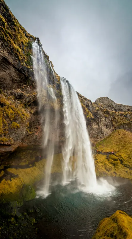 Tablou Canvas, "Cascada din inima naturii misterioase", Cascadă, Ploiestic, Piatre, Vegetație, Cer, Apă, Natură, Spectaculos, Verde, Noros, 50 x 90 cm – poza 2