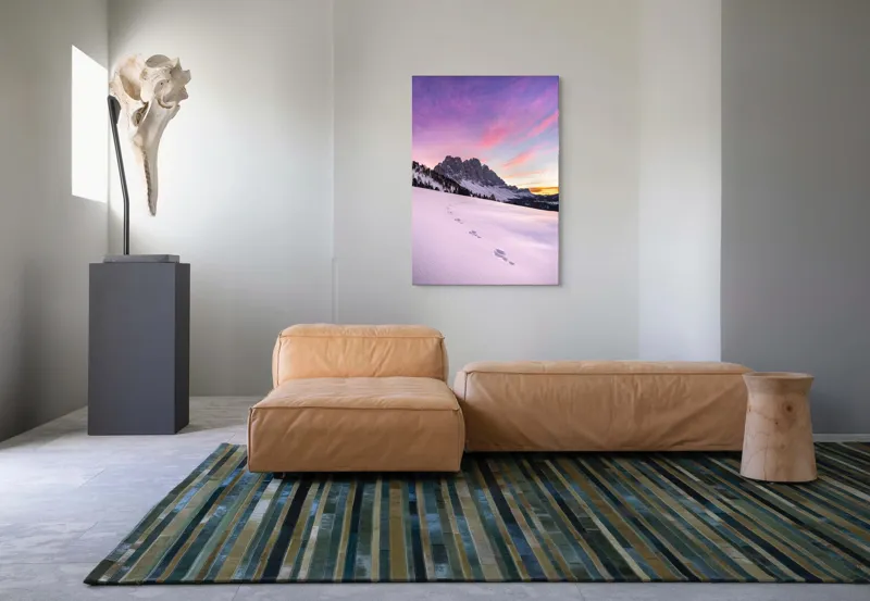 Tablou Canvas, "Urmele tăcute din zori montane", Apus, Munți, Zăpadă, Urme, Cer, Violet, Roz, Peisaj, Tranquil, Natură, 70 x 100 cm – poza 7