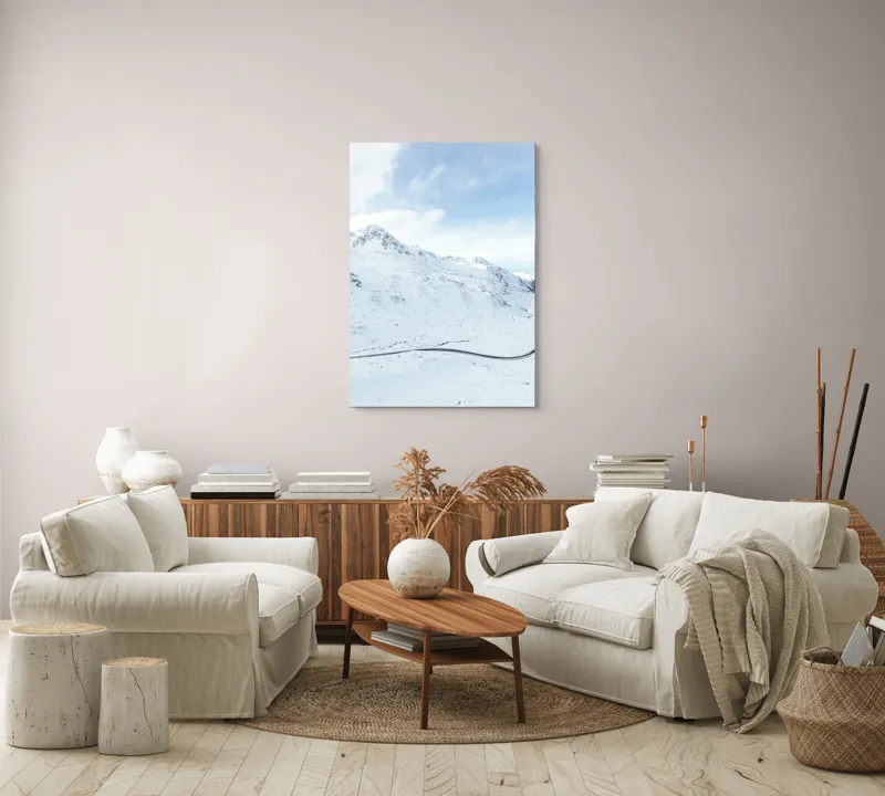 Tablou Canvas, "Drum serpuind printre munți înzăpeziți", Alb, Montan, Iarnă, Serpentină, Cer, Nori, Peisaj, Vârfuri, Zăpadă, Liniște, 70 x 100 cm – poza 4
