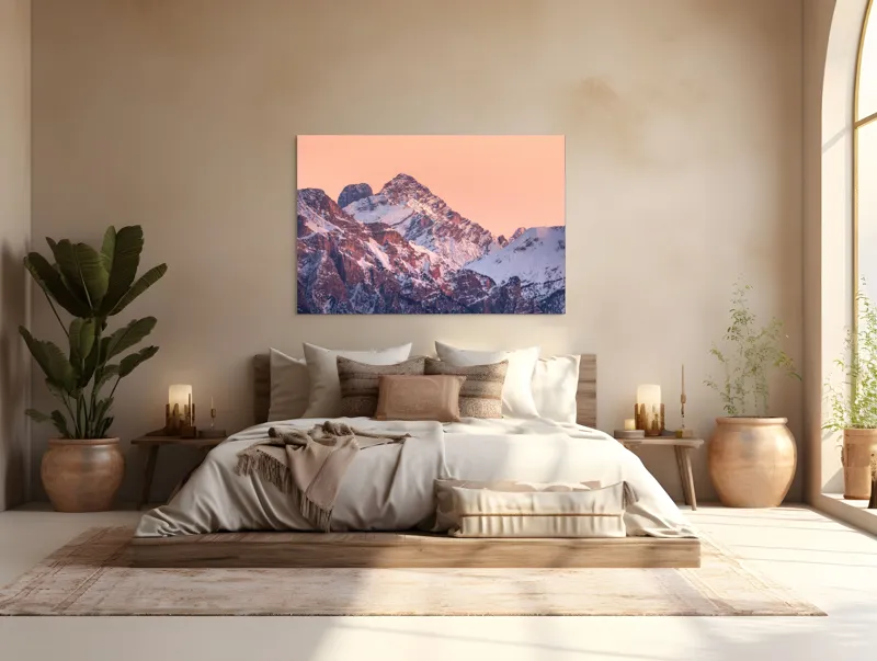 Tablou Canvas, "Răsărit peste culmile înzăpezite ale munților", Măreție, Serenitate, Alpenglow, Vârfuri, Zăpadă, Răsărit, Tăcere, Natură, 150 x 100 cm – poza 4