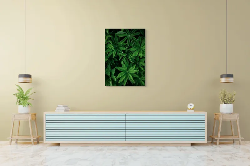 Tablou Canvas, "Freamătul frunzelor în adâncul pădurii", Frunze, Verde, Lucioase, Texturate, Naturale, Exuberante, Lungi, Frăgezime, Intense, Proaspete, 70 x 100 cm – poza 5