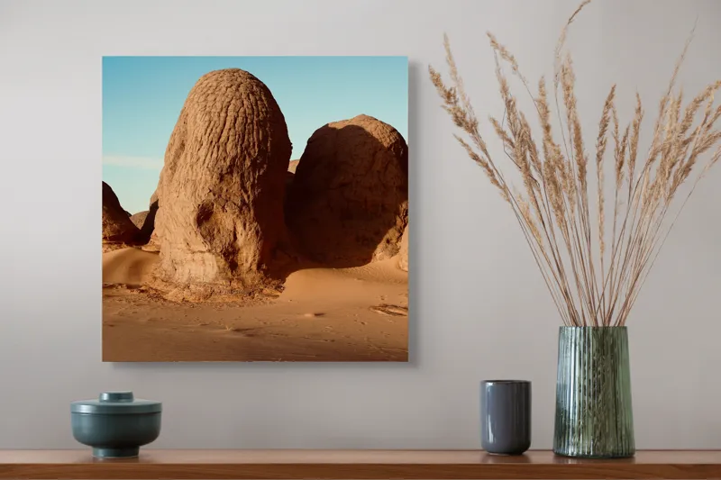 Tablou Canvas, "Formațiuni de piatră în deșertul arid", Pietre, Deșert, Cer, Umbre, Texturi, 50 x 50 cm – poza 4