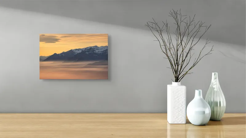 Tablou Canvas, "Munți îmbrățișați de ceața dimineții", Nori, Munți, Apus, Ceață, Lumină, Siluetă, Cer, Calm, Peisaj, Natură, 39 x 26 cm – poza 8