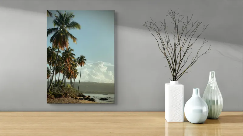 Tablou Canvas, "Vraja apusului printre palmieri tropicali", Palmieri, Plajă, Nisip, Cer, Nori, Apus, Vegetație, Relaxare, 39 x 54 cm – poza 4