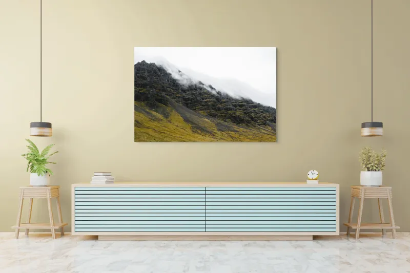 Tablou Canvas, "Norii mângâind vârfurile munților", Noros, Stâncos, Întunecat, Impunător, Solitar, Abrupt, Răcoros, 150 x 100 cm – poza 6