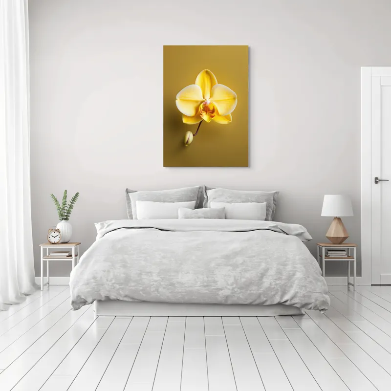 Tablou Canvas, "Orhidee galbenă pe fundal auriu", Floare, Galben, Orhidee, Delicat, Natură, Eleganță, Contrast, Petale, Simetrie, Boboc., 70 x 100 cm – poza 3