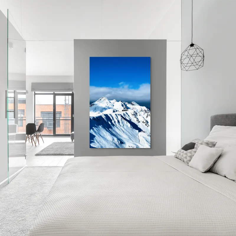 Tablou Canvas, "Strălucirea albă a munților înzăpeziți", Alb, Vârfuri, Înnorate, Peisaj, Însorit, Montan, Albastru, Zăpadă, 100 x 150 cm – poza 5