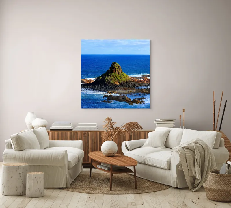Tablou Canvas, "Insula stâncoasă în mijlocul oceanului", Mare, Stânci, Vegetație, Valuri, Cer, Albastru, Verde, Natură, Ocean, Insulă, 100 x 100 cm – poza 3