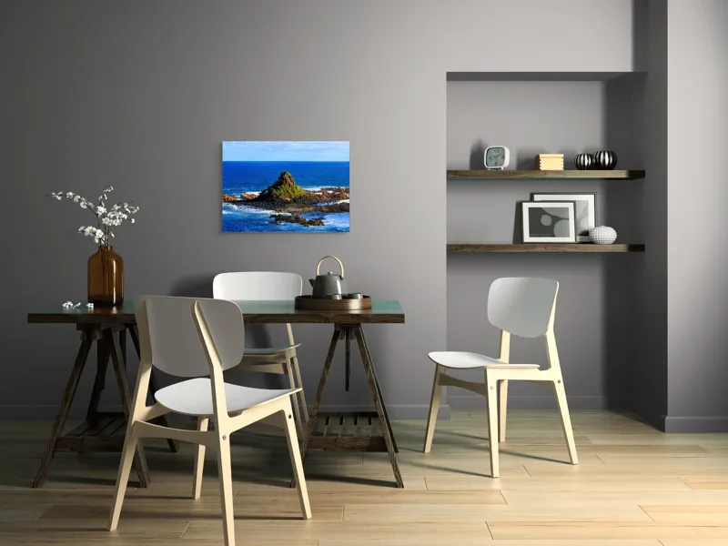 Tablou Canvas, "Insula stâncoasă în mijlocul oceanului", Mare, Stânci, Vegetație, Valuri, Cer, Albastru, Verde, Natură, Ocean, Insulă, 70 x 50 cm – poza 5