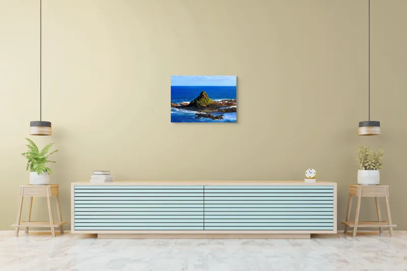 Tablou Canvas, "Insula stâncoasă în mijlocul oceanului", Mare, Stânci, Vegetație, Valuri, Cer, Albastru, Verde, Natură, Ocean, Insulă, 70 x 50 cm – poza 7