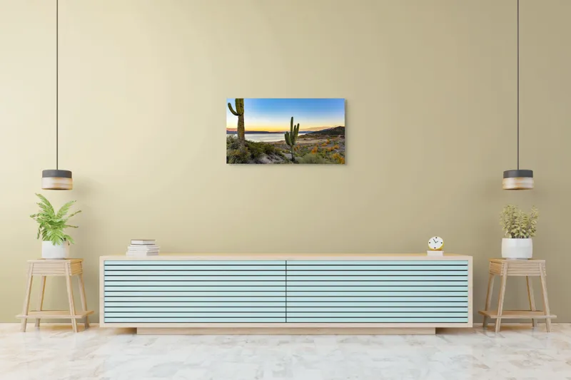 Tablou Canvas, "Apus în deșertul tăcut lângă lac", Cactuși, Apus, Peisaj, Lac, Cer, Vegetație, Coline, Lumină, Pitoresc, Tihnă, 90 x 50 cm – poza 5