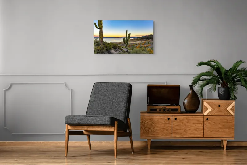 Tablou Canvas, "Apus în deșertul tăcut lângă lac", Cactuși, Apus, Peisaj, Lac, Cer, Vegetație, Coline, Lumină, Pitoresc, Tihnă, 90 x 50 cm – poza 6