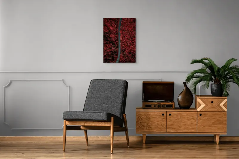 Tablou Canvas, "Drumul singuratic prin pădurea roșie", Drum, Roșu, Pădure, Aerian, Peisaj, Contrast, Natură, Cale, Curbe, Mister, 50 x 70 cm – poza 8