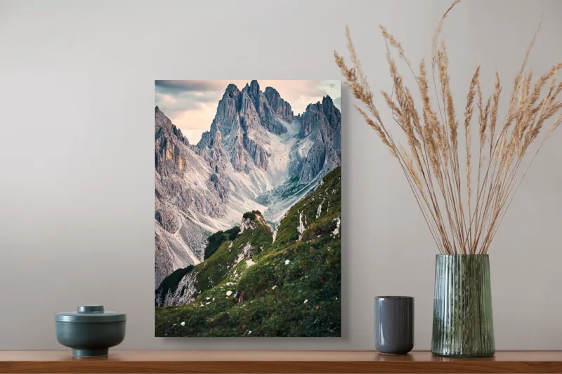 Tablou Canvas, "Munții învăluiți în lumina apusului", Majestic, Rugged, Towering, Serene, Verdant, Picturesque, Stark, Breathtaking, 39 x 54 cm – poza 3
