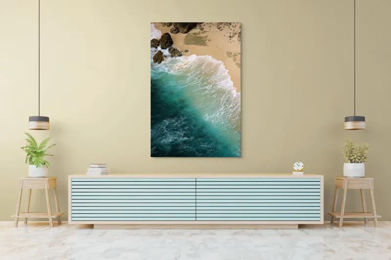 Tablou Canvas, "Valurile mării pe țărmul nisipos", Ocean, Valuri, Nisip, Țărm, Albastru, Spumă, Stânci, Natură, 100 x 150 cm – poza 4