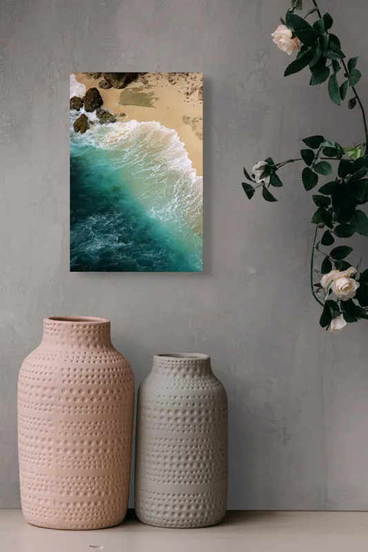 Tablou Canvas, "Valurile mării pe țărmul nisipos", Ocean, Valuri, Nisip, Țărm, Albastru, Spumă, Stânci, Natură, 26 x 39 cm – poza 6