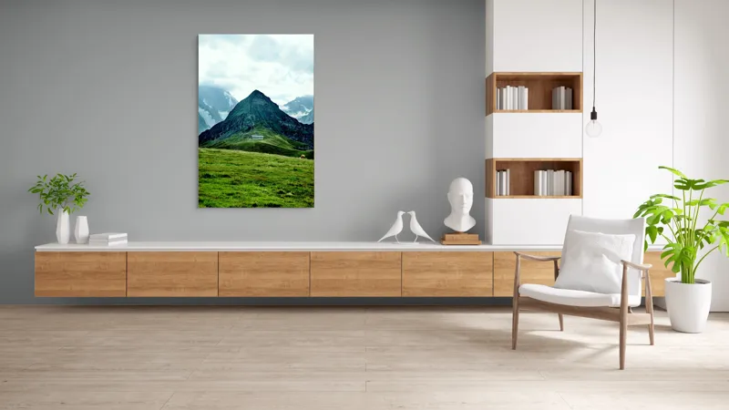 Tablou Canvas, "Cabana singuratică între munți verzi", Munți, Vârf, Iarbă, Norii, Cabana, Peisaj, Pășune, Stânci., 100 x 150 cm – poza 8