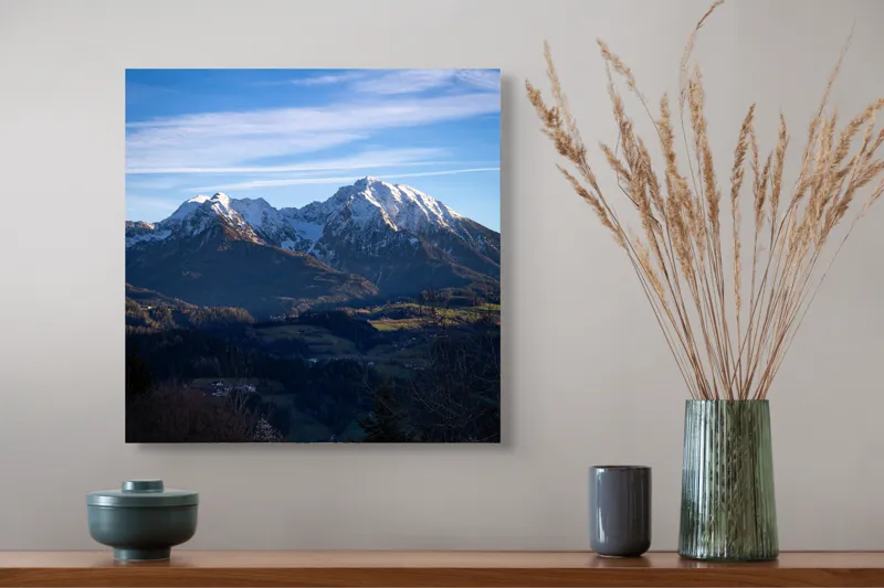 Tablou Canvas, "Umbrele serii peste munți alpini", Munți, Zăpadă, Cer, Nor, Vârfuri, Pădure, Vale, Lumină, Umbre, Peisaj, 50 x 50 cm – poza 4