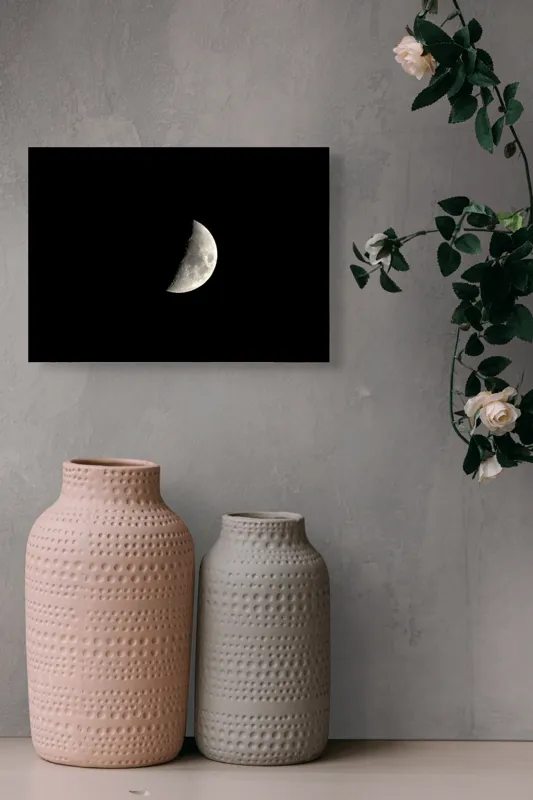 Tablou Canvas, "Luna în fază de primul pătrar", Mister, Lumină, Noapte, Cer, Astronomie, Tăcere, Frumusețe, Solitudine, 54 x 39 cm – poza 8