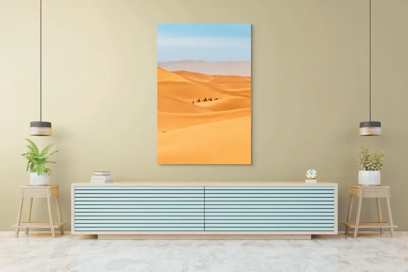 Tablou Canvas, "Caravană de cămile în deșert", Dune, Cămile, Aurii, Albastru, Orizont, Deșert, Nisip, Peisaj, Cer, Valuri, 100 x 150 cm – poza 4