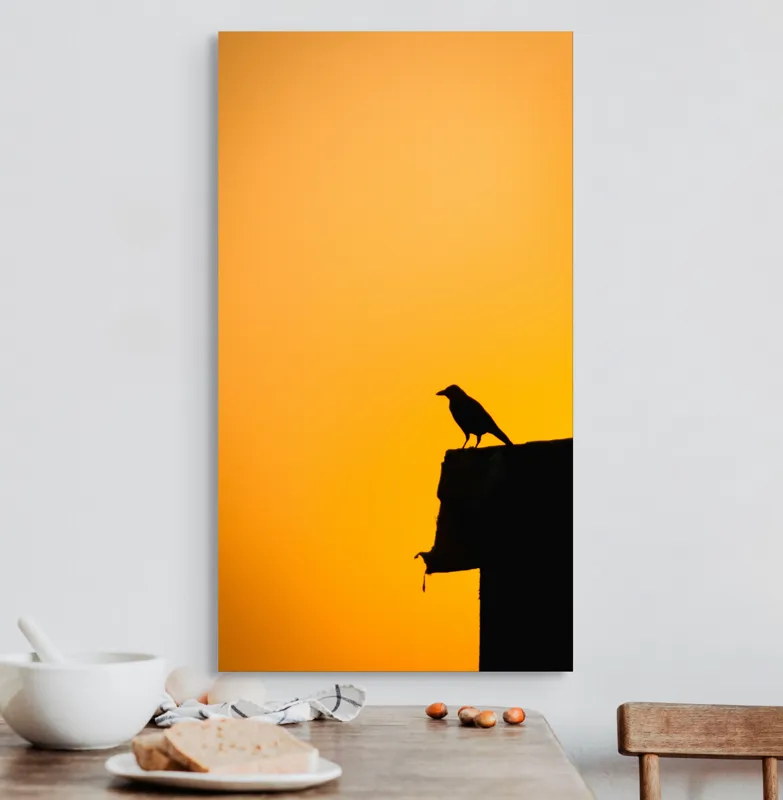 Tablou Canvas, "Corbul la apus de soare", Siluetă, Apus, Cioară, Cer, Portocaliu, Contur, Umbra, Zbor, Liniște, Răscruce, 50 x 90 cm – poza 3
