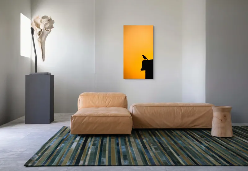 Tablou Canvas, "Corbul la apus de soare", Siluetă, Apus, Cioară, Cer, Portocaliu, Contur, Umbra, Zbor, Liniște, Răscruce, 50 x 90 cm – poza 5