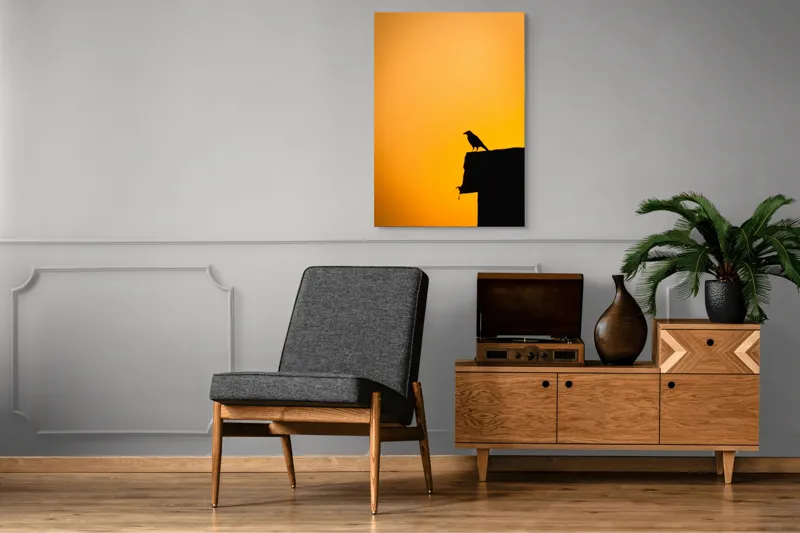 Tablou Canvas, "Corbul la apus de soare", Siluetă, Apus, Cioară, Cer, Portocaliu, Contur, Umbra, Zbor, Liniște, Răscruce, 70 x 100 cm – poza 6