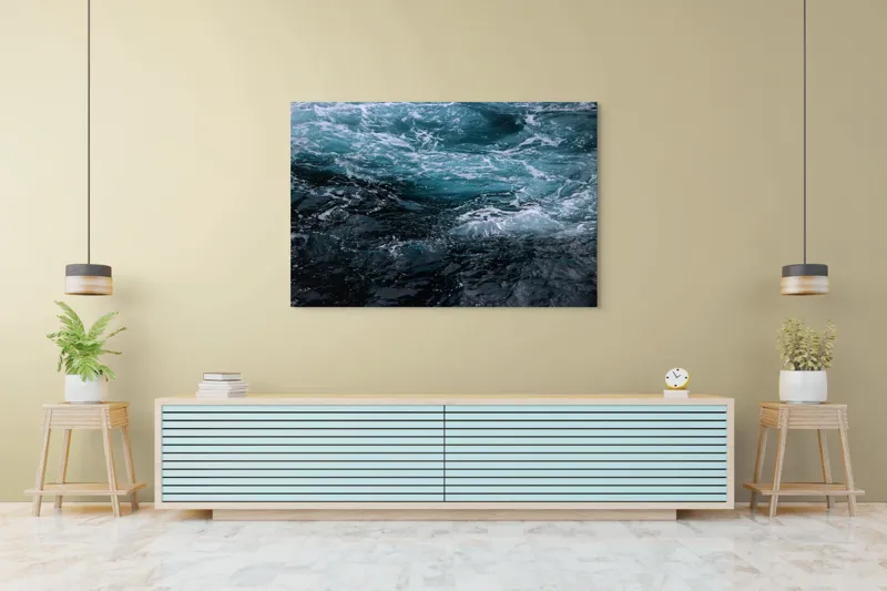Tablou Canvas, "Valuri spumoase în întuneric marin", Vârtej, Apă, Albastru, Valuri, Spumă, Mișcare, Profund, Ocean, Energie, 150 x 100 cm – poza 6