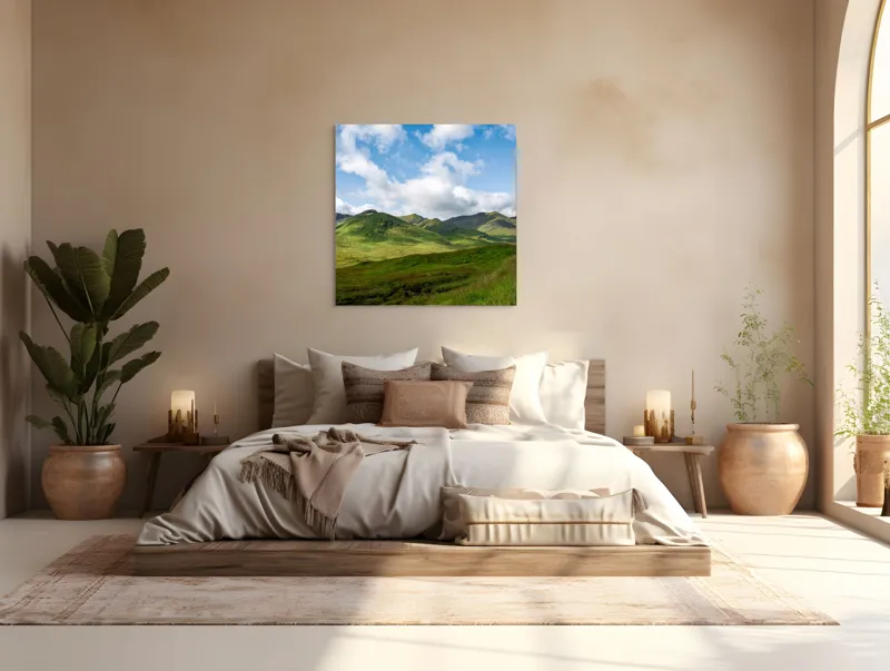 Tablou Canvas, "Văile verzi sub cer albastru", Nori, Munți, Verdeață, Cer, Natură, Peisaj, Frumusețe, Seninătate., 100 x 100 cm – poza 4