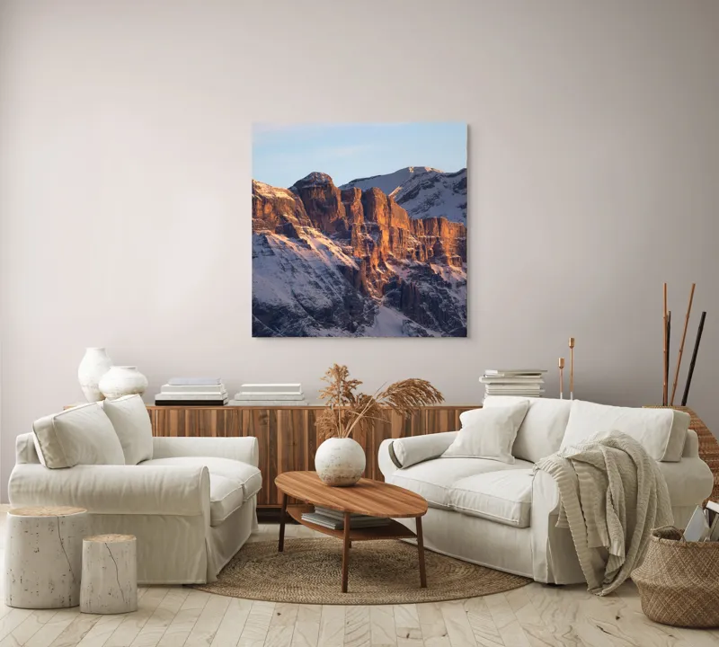 Tablou Canvas, "Munții scăldați în lumina apusului", Munți, Roci, Zăpadă, Apus, Lumină, Natură, Peisaj., 100 x 100 cm – poza 3
