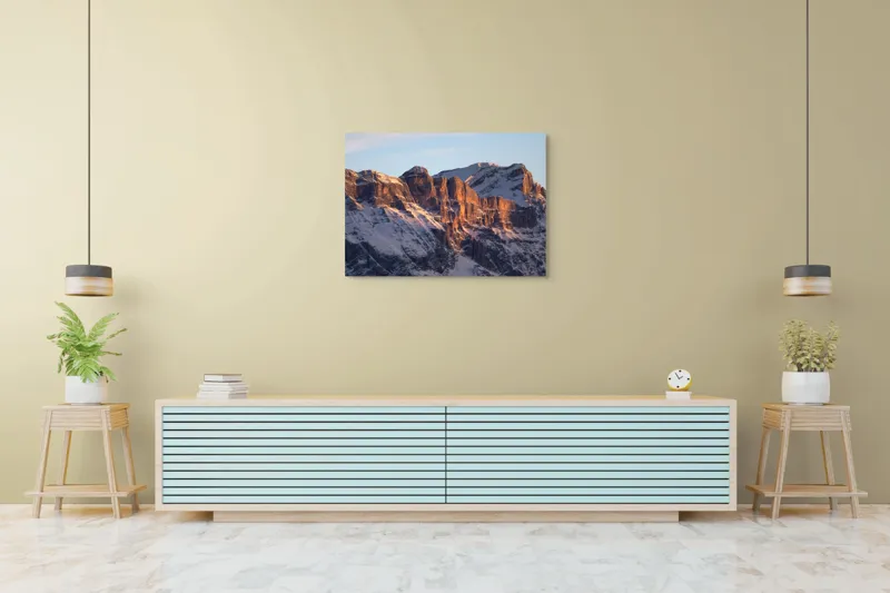 Tablou Canvas, "Munții scăldați în lumina apusului", Munți, Roci, Zăpadă, Apus, Lumină, Natură, Peisaj., 100 x 70 cm – poza 4