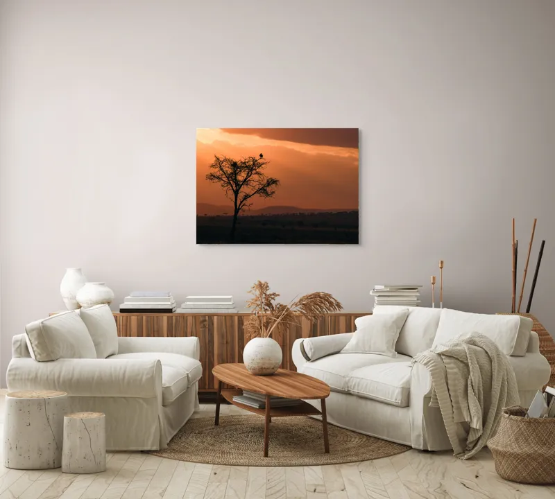 Tablou Canvas, "Un vultur la apus în savană", Apus, Copac, Pasăre, Siluetă, Serengeti, Cer, Peisaj, Natură, Culoare, Lumină, 100 x 70 cm – poza 3