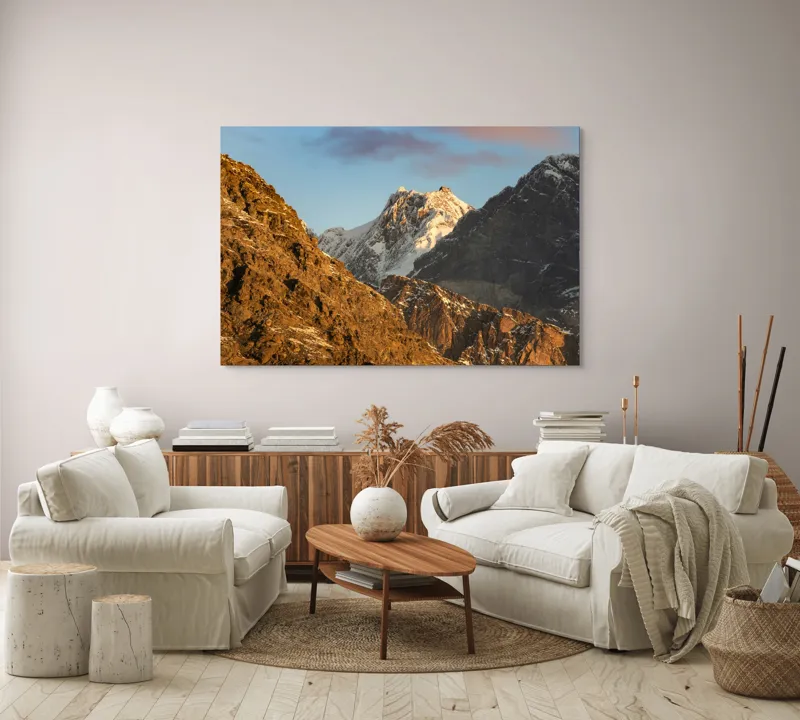 Tablou Canvas, "Vârfuri de munte în lumină aurie", Munți, Zăpadă, Răsărit, Forme, Stânci, Cer, Natură, 150 x 100 cm – poza 3