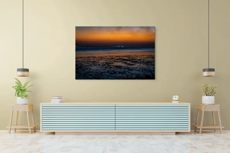 Tablou Canvas, "Apusul viselor pe țărmul tăcerii", Apus, Reflexii, Maree, Siluete, Orizont, Lumină, Texturi, Serenitate, Contrast, Amurg, 150 x 100 cm – poza 6